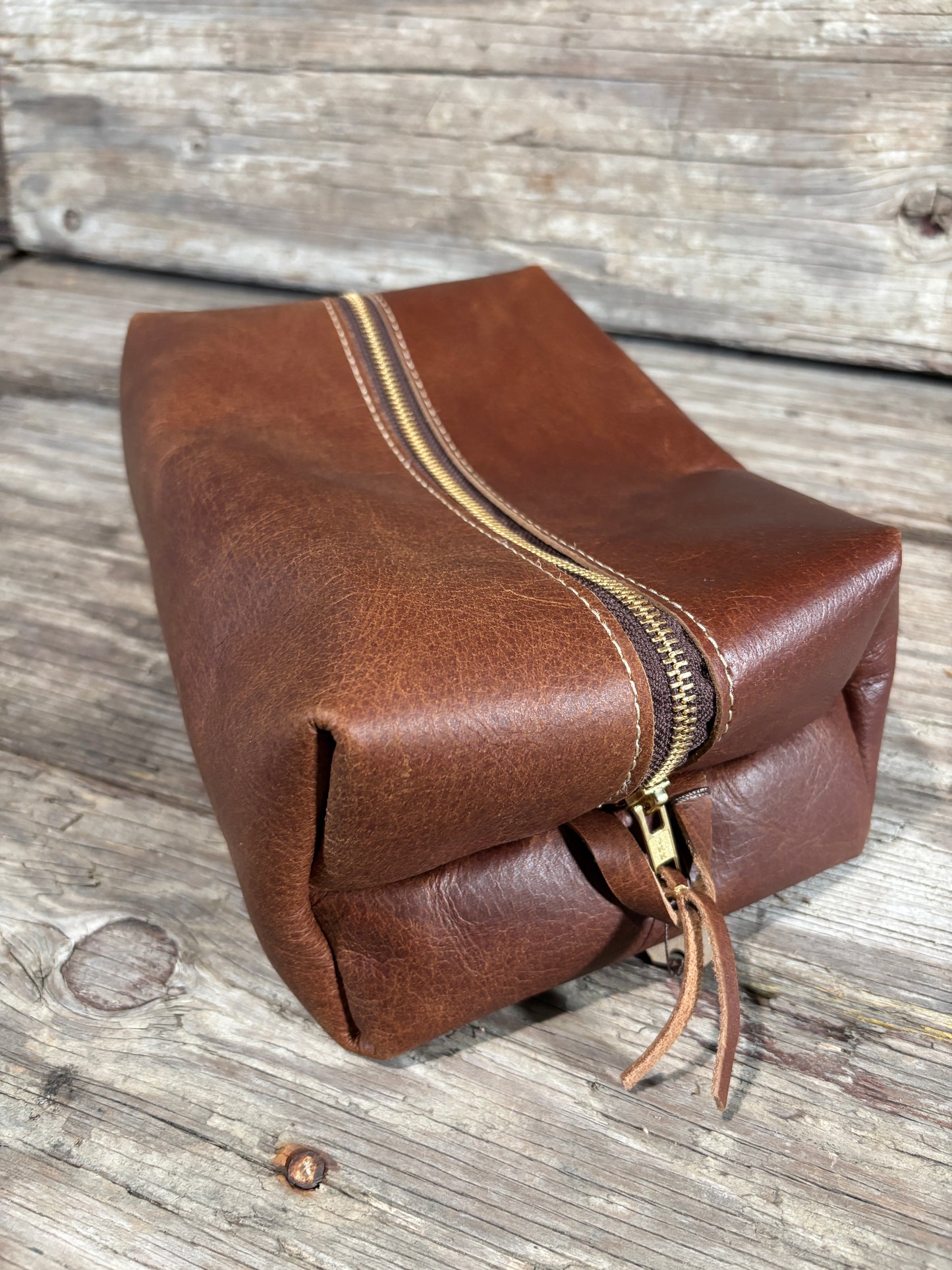 Hand Made Leather Dopp Kit/Mid Brown